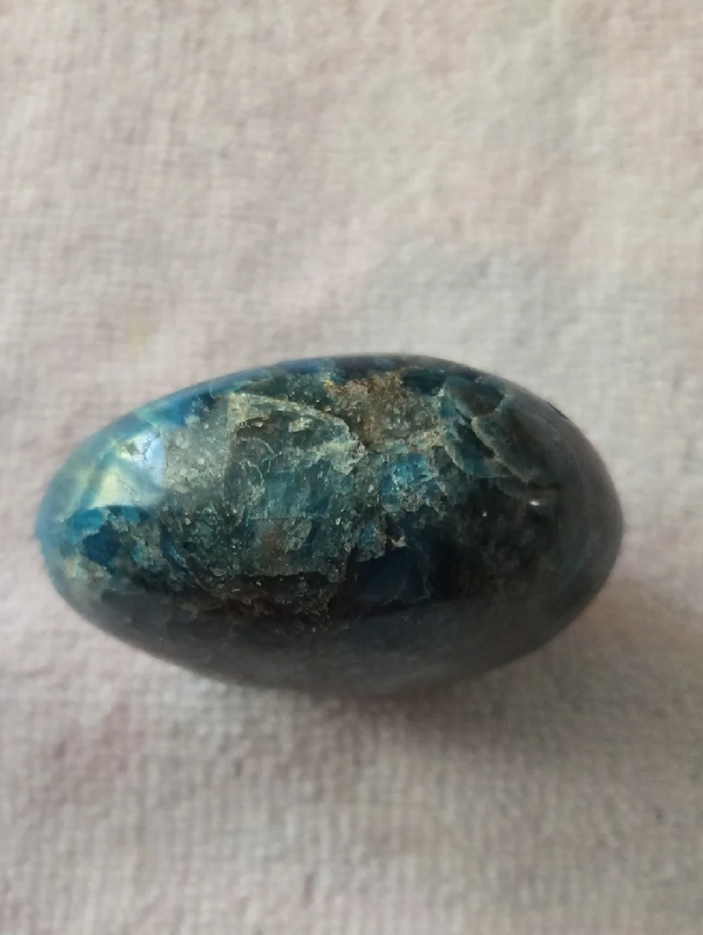 Blue Apatite Polished Tumbled Stone - Picture 3 of 5